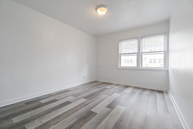 property at 01 Midland Heights Cir