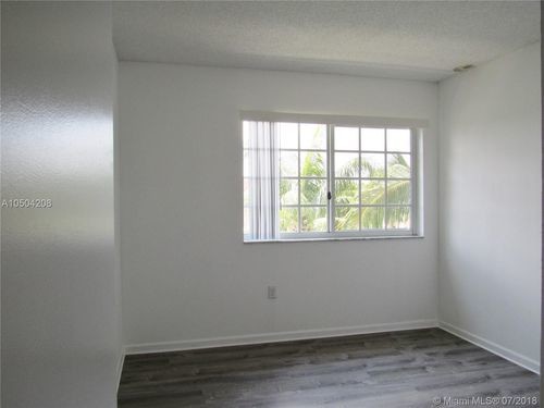 2061 Renaissance Blvd-Unit -3J in Miramar, FL - Building Photo - Building Photo
