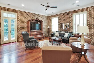 464 Montgomery St in Savannah, GA - Building Photo - Building Photo