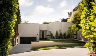 1143 Sierra Alta Way in Los Angeles, CA - Building Photo