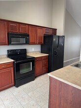 11002 Girard St in Omaha, NE - Building Photo - Building Photo