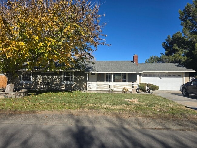 16705 Sweetaire Ave in Lancaster, CA - Building Photo - Building Photo