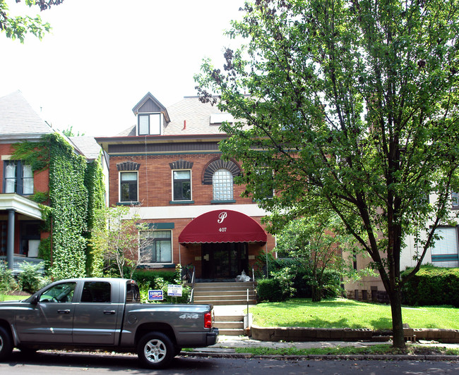 407 S Aiken Ave in Pittsburgh, PA - Building Photo - Building Photo