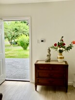 252 Oronoque Rd, Unit 252-A Oronoque Rd Milford in Milford, CT - Building Photo