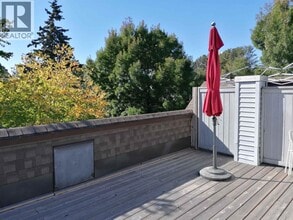 7128 Stride Ave in Burnaby, BC - Building Photo - Building Photo