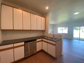 2515 E Desmet Ave in Spokane, WA - Building Photo - Building Photo