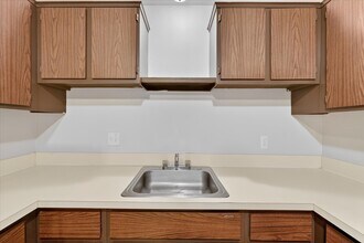 Stephan Manor in Warren, MI - Building Photo - Building Photo