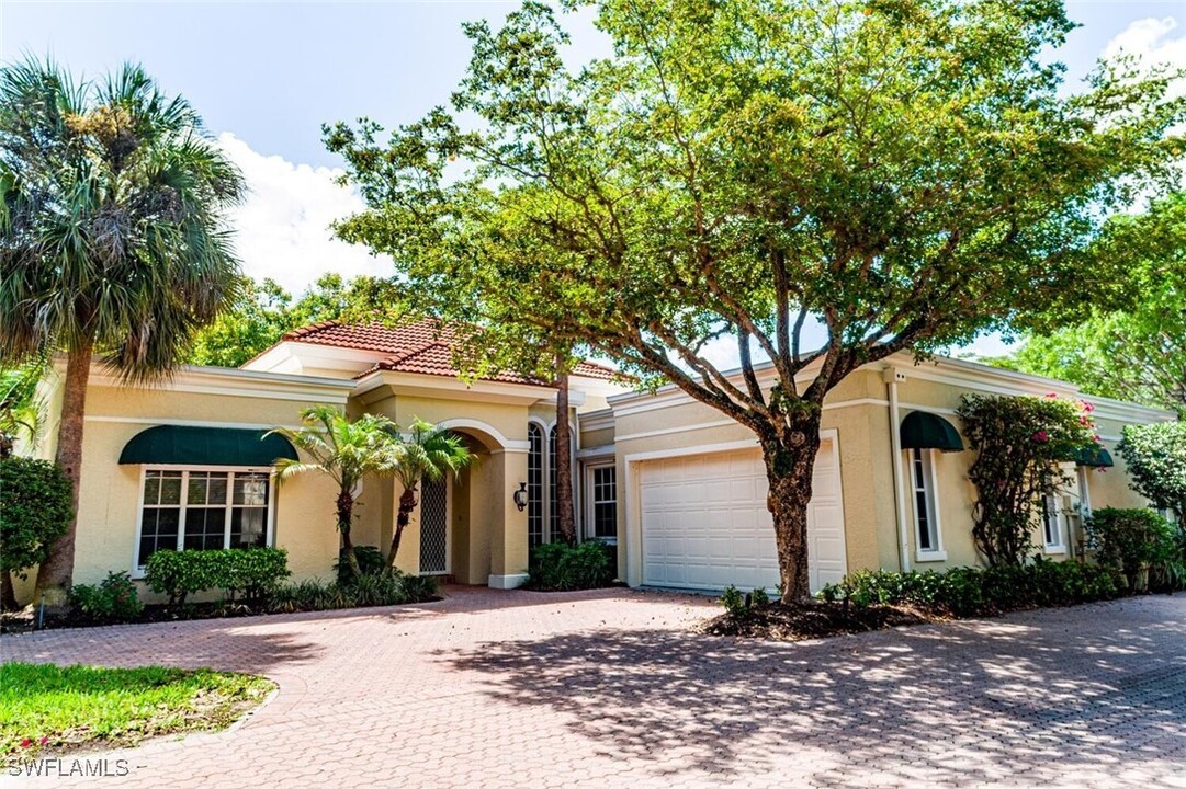 3722 Rachel Ln in Naples, FL - Building Photo