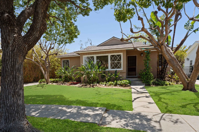 12808 Dewey St in Los Angeles, CA - Building Photo