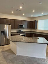 10606 Sariah Skye Ave in Las Vegas, NV - Building Photo - Building Photo