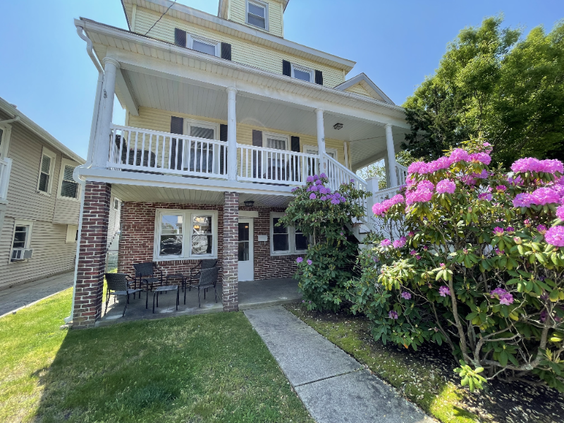 321 Wesley Ave-Unit -1st Fl in Ocean City, NJ - Foto de edificio