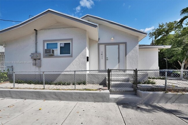 1411 SW 3rd St in Miami, FL - Foto de edificio - Building Photo