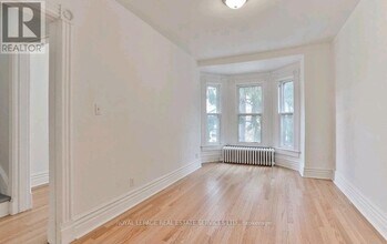 10 Fennings St in Toronto, ON - Building Photo - Building Photo