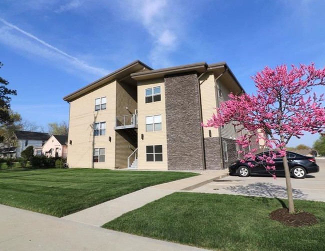 Shelby Apartments in Warrensburg, MO - Building Photo - Primary Photo