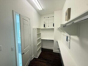 10760 Craighead Dr in Houston, TX - Building Photo - Building Photo