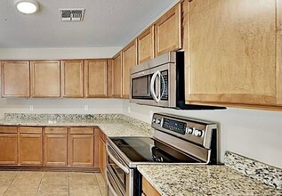 162 S 223rd Ave in Buckeye, AZ - Foto de edificio - Building Photo