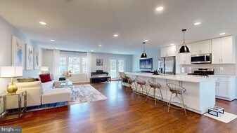 4707 Holborn Ave in Annandale, VA - Building Photo