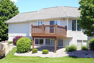 Woodridge Estates in Coralville, IA - Building Photo - Building Photo
