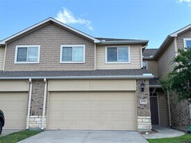 17018 Wilthorne Gardens Ct