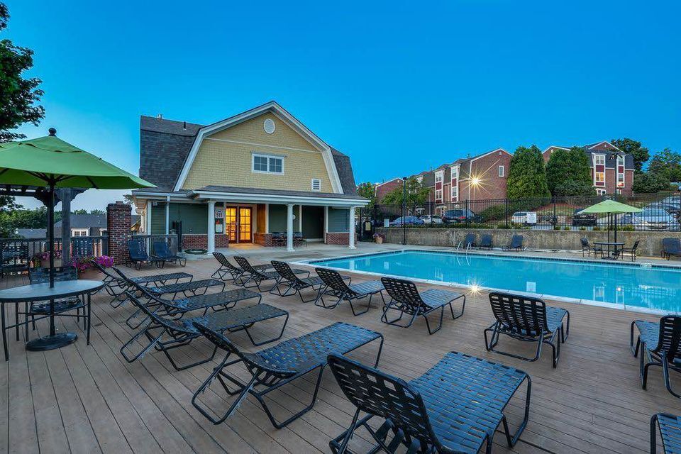 6005 Stearns Hill Rd in Waltham, MA - Building Photo