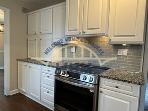 6225 N Lydell Ave in Whitefish Bay, WI - Building Photo - Building Photo