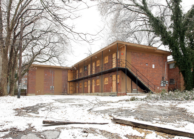 Peabody Village in Memphis, TN - Building Photo - Building Photo