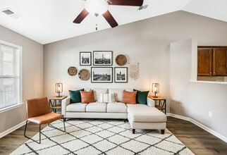 Meadow Creek Townhomes in Concord, NC - Building Photo - Building Photo