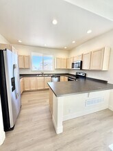 2392 Jasmine Ln in Johnstown, CO - Building Photo - Building Photo