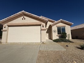 316 W Sunrise Vista Dr in Green Valley, AZ - Building Photo
