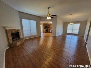 6123 Flower Pl in San Antonio, TX - Building Photo - Building Photo