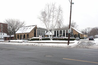 Marconi Plaza in Hartford, CT - Building Photo - Building Photo