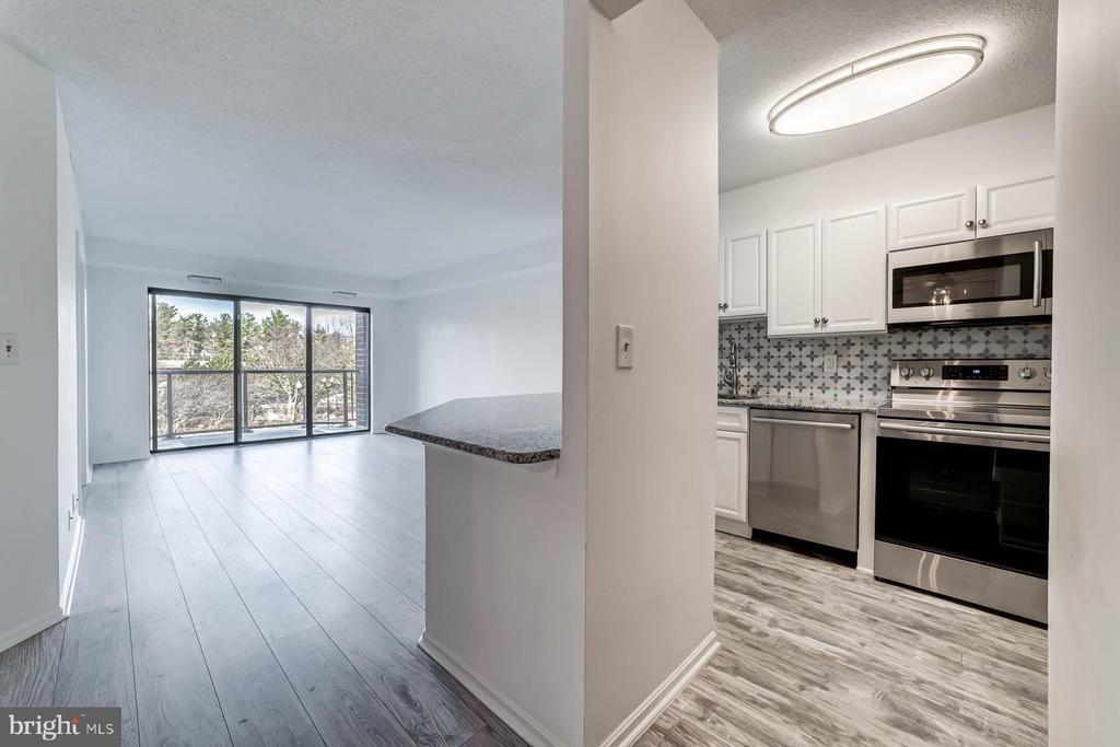 2100 Langston Blvd. in Arlington, VA - Building Photo