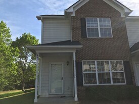 2861 Bennington Dr in Clayton, NC - Building Photo