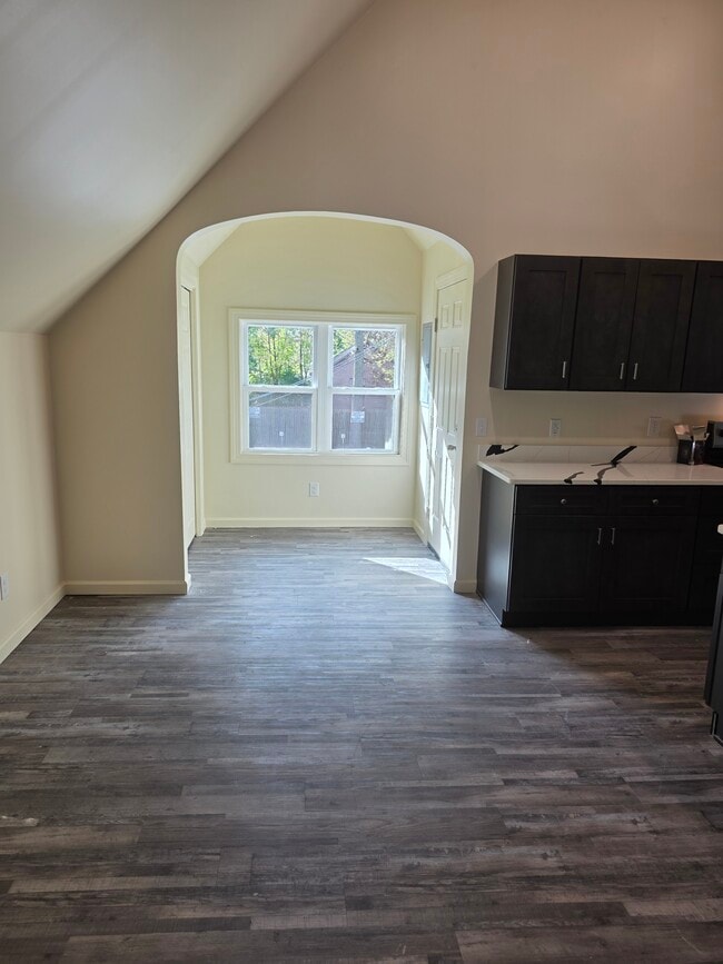 707 W Michigan Ave, Unit 707 W Michigan