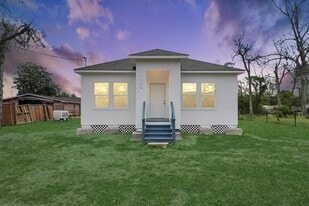 9210 Wheatley St in Houston, TX - Building Photo