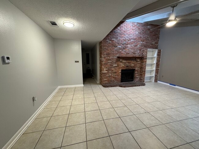 22315 Brownie St, Unit A in Plaquemine, LA - Building Photo - Building Photo