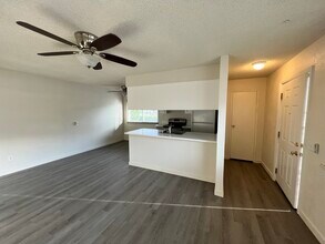 72615 Edgehill Dr, Unit 4 in Palm Desert, CA - Building Photo - Building Photo