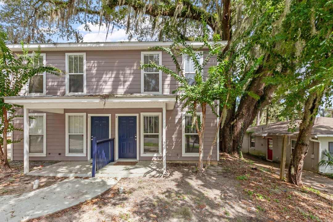 1235 N Bronough St in Tallahassee, FL - Building Photo