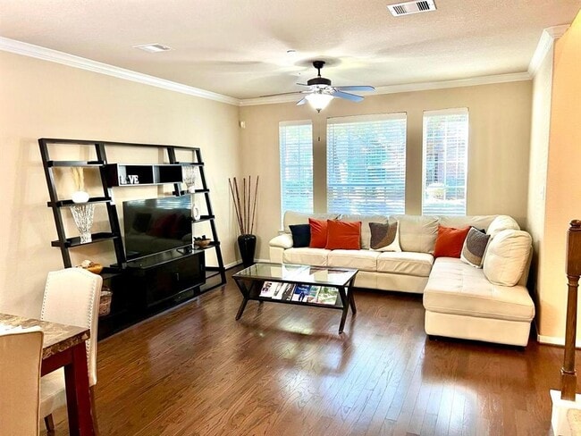 property at 22 Bettina Ln
