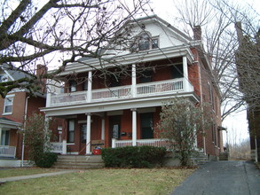 1923 Cleneay Ave in Norwood, OH - Building Photo - Building Photo