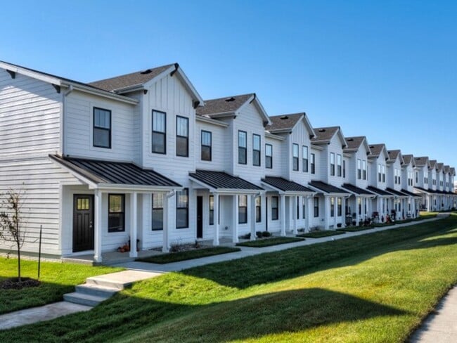 property at 1816 SW Vera Cruz Ln