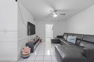 6620 W 2nd Ct in Hialeah, FL - Building Photo - Building Photo