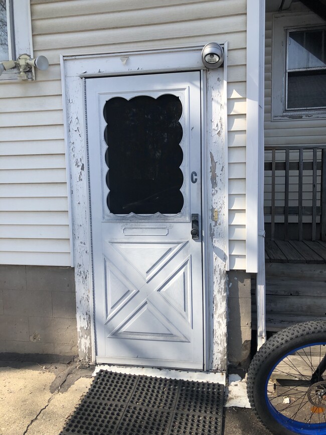 15 E Main St, Unit 15 C