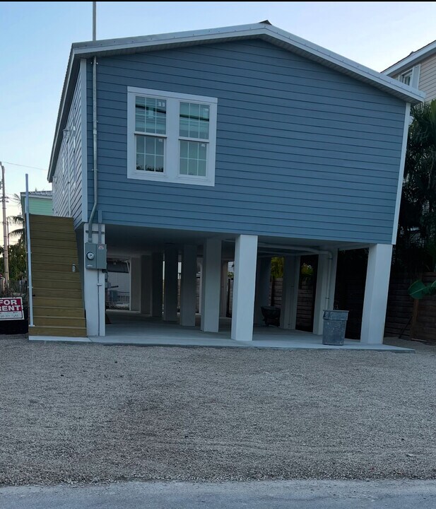 5413 3rd Ave in Key West, FL - Foto de edificio