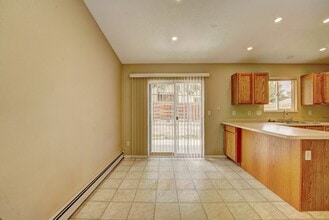 3286 Point Ave in Clifton, CO - Foto de edificio - Building Photo
