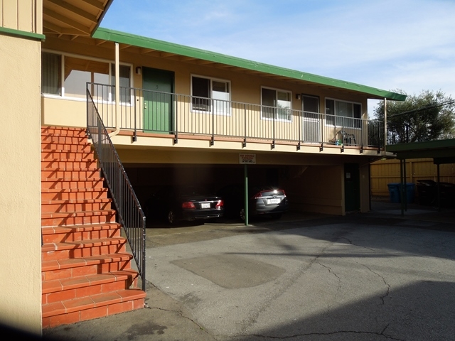 1950 Ivy in San Mateo, CA - Building Photo - Building Photo