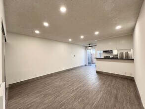 3735 S Canfield Ave in Los Angeles, CA - Building Photo - Building Photo