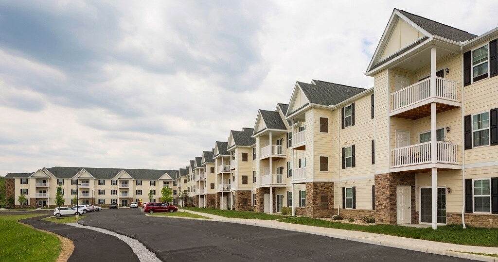 Fishers Run Senior Apartments in Fishers, IN - Building Photo