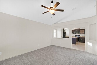 11069 Gem Valley Rd in Socorro, TX - Building Photo - Building Photo