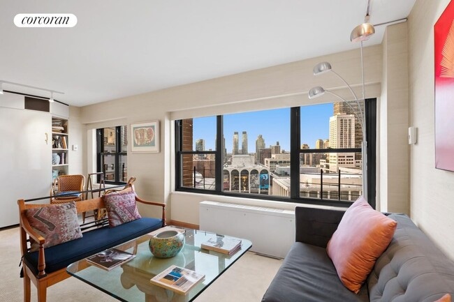 20 W 64th St in New York, NY - Building Photo - Building Photo